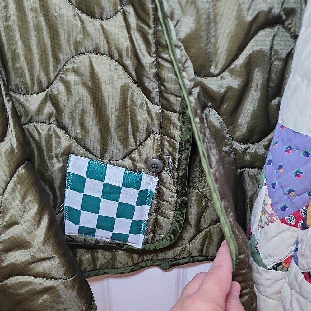 Patchwork Quilted Jacket Xl Has A Small Stain - image 5